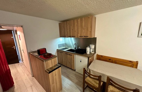 Correncon-en-Vercors Apartment | Cozy studio in Corrençon, shuttle at doorstep