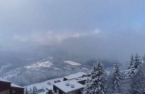 Prapoutel Apartment | Cozy studio 3rd floor, valley view, ski-in/ski-out