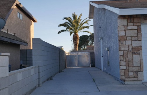 Spring Valley Apartment | Cozy Studio 10 Min From The Strip