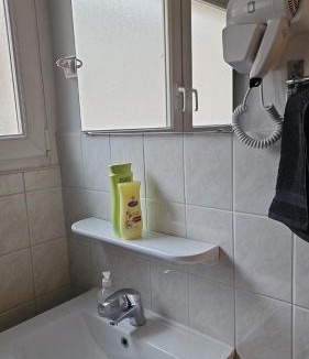 Sablon Apartment | Cozy studio 3 min walk to train station