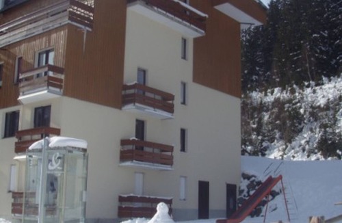 Le Pleynet Apartment | Cozy studio 300m from slopes with free parking