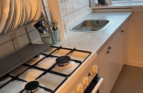 Charlottenlund Apartment | Cozy studio apartment close to public transportation