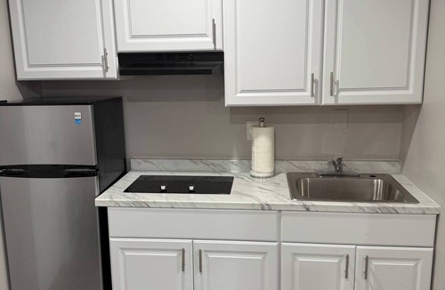 Central Islip Apartment | Cozy studio apartment