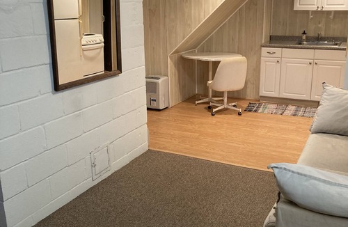 Wading River Apartment | Cozy studio apartment near beach