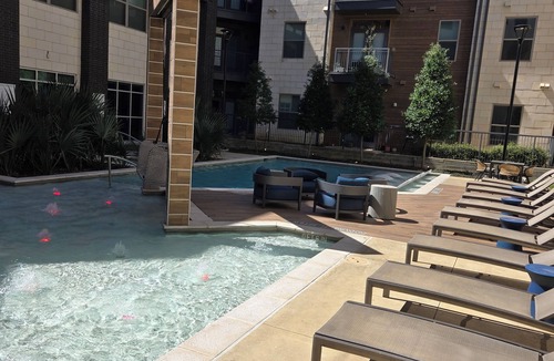 Fort Worth Apartment | Cozy studio apartment in fabulous Fort Worth! Close to downtown and West 7th!
