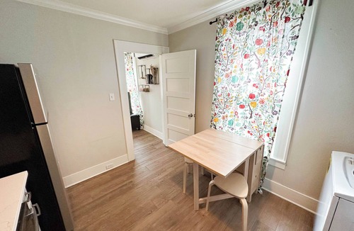 Caddo Heights-South Highlands Apartment | Cozy Studio Apartment with Full Kitchen