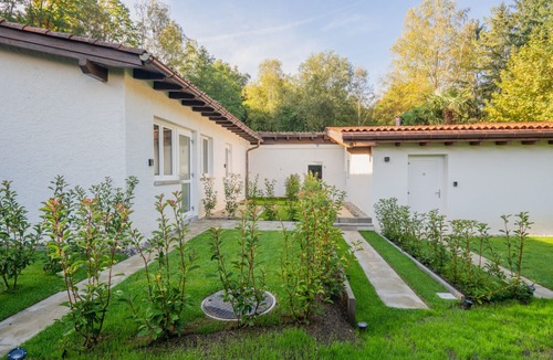 Origlio Apartment | Cozy Studio Apartment in Origlio (Le Betulle Studio 5)
