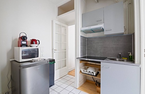 Quartier Saint-Georges Apartment | Cozy Studio Apartment Near at the Centre