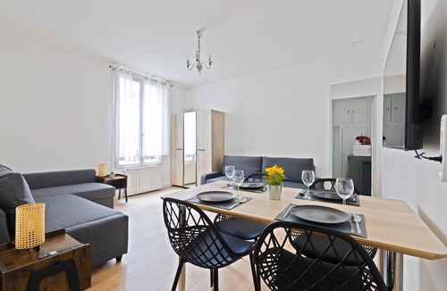 Quartier Saint-Georges Apartment | Cozy Studio Apartment Near at the Centre