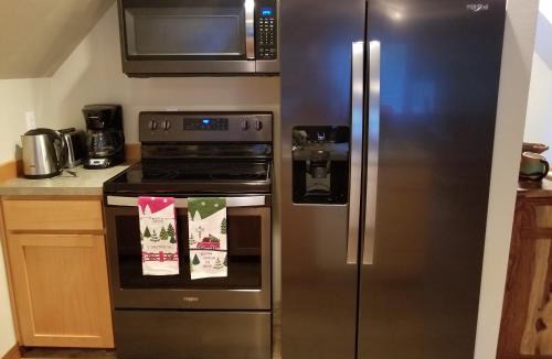 Enumclaw Apartment | Cozy Studio Apartment