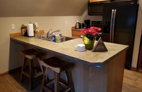 Enumclaw Apartment | Cozy Studio Apartment