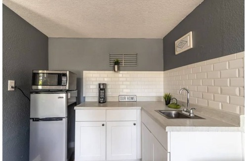 Urban Core Apartment | Cozy Studio at Liberty Park