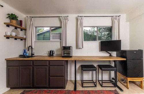 San Marcos Apartment | Cozy Studio - By Texas State - Kitchenette - Parking