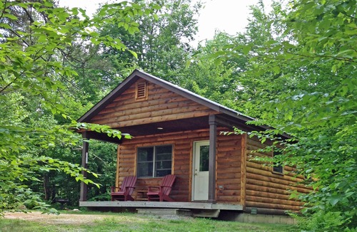 Jeffersonville Cabin | Cozy Studio Cabin near Smuggler's Notch