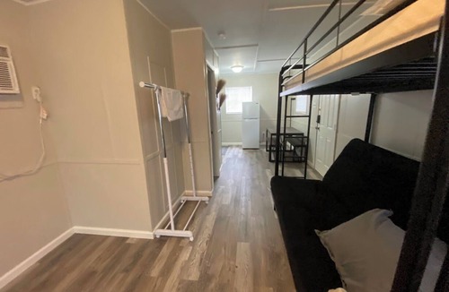 Votaw Apartment | Cozy studio cabin with fishing and pools in walking distance!