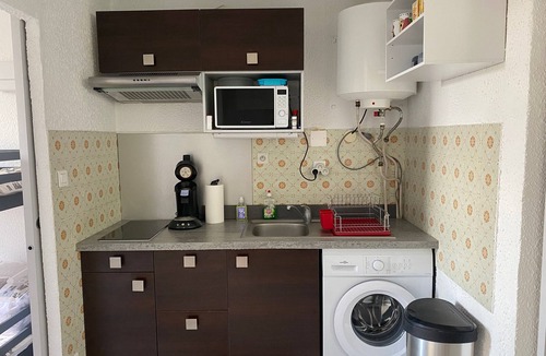 Port Leucate Apartment | Cozy Studio Cabine in Port Leucate - Steps from Beach, Sleeps 4, Parking, Bicycles Included
