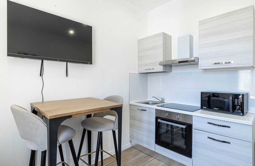 Prado - Republique Apartment | Cozy studio - Cannes center - 2 people
