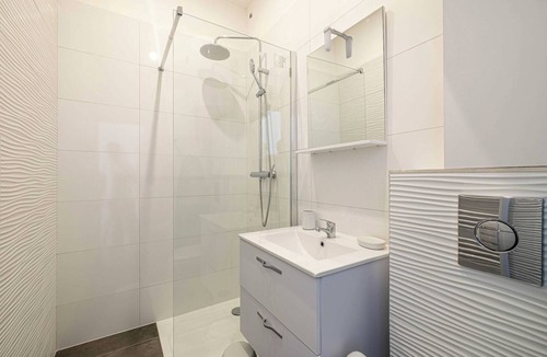 Prado - Republique Apartment | Cozy studio - Cannes center - 2 people