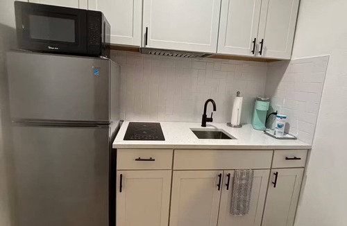 Conway Apartment | Cozy Studio - Centrally Located - Free Parking