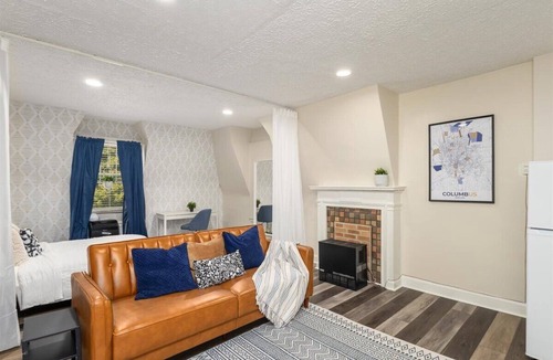 Merion Village Apartment | Cozy Studio close to downtown