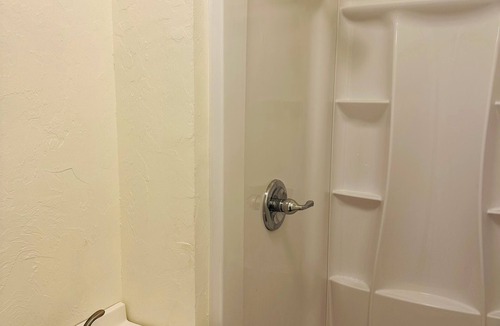 Oklahoma County Apartment | Cozy studio close to turnpike with WiFi, AC