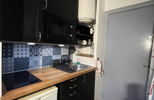 Vernier Apartment | Cozy Studio dans le centre de Nice, à 15mins à pied de la plage.