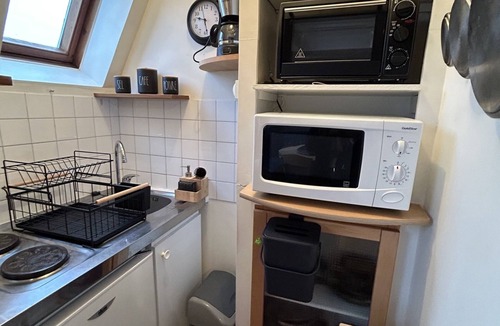 La Roche-Posay Apartment | Cozy studio downtown, near thermal baths