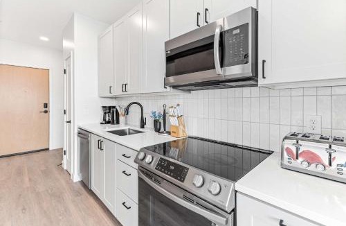 Kingfield Apartment | Cozy Studio Escape Near Downtown Minneapolis