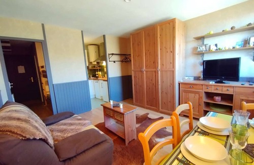 Pla d'Adet Apartment | Cozy studio for 4 in St-Lary-Soulan, equipped, near slopes