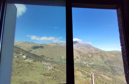 Pla d'Adet Apartment | Cozy studio for 4 in St-Lary-Soulan, equipped, near slopes