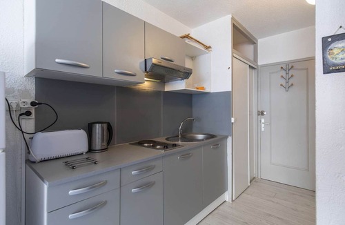 Eaux-Bonnes Apartment | Cozy studio for 3 in Gourette center