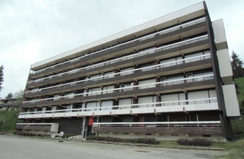 Chamrousse Apartment | Cozy studio for 3 near slopes and shops