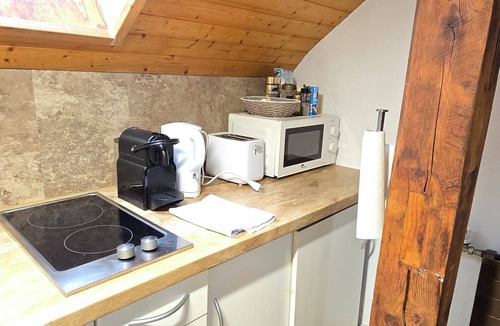 Enge Apartment | Cozy Studio for 3 with Roof terrace!