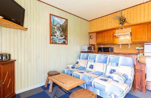 Loudervielle Apartment | Cozy studio for 4 in Peyragudes near shops