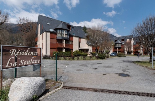 Vignec Apartment | Cozy Studio for 4 in Saint Lary with Balcony, Parking, Near Ski Slopes