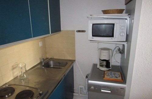 La Mongie Apartment | Cozy Studio for 5 in La Mongie - West-Facing Balcony, Ski-In/Ski-Out, Near Shops