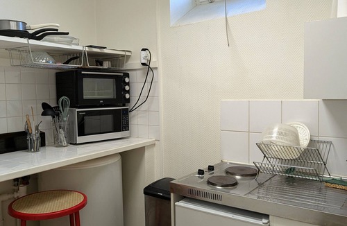 Bucy-Saint-Liphard Cottage | Cozy studio near Orléans with parking and animals on site