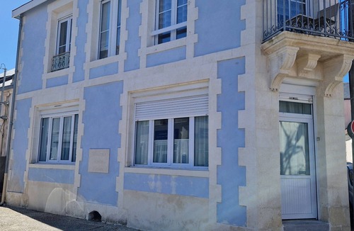 Quartier du Casino Apartment | Cozy Studio for 4 in Central Châtelaillon-Plage, Steps from Beach