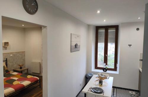 Charleville-Mezieres Apartment | Cozy Studio avec Parking Charleville