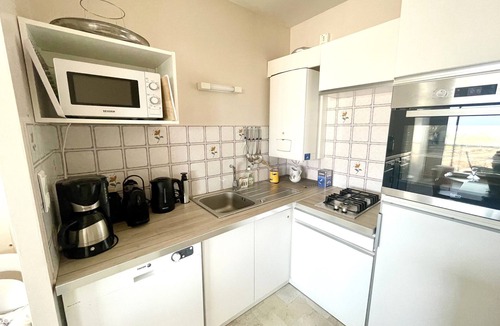 Les Sables d'Olonne Apartment | Cozy studio near the beach with balcony