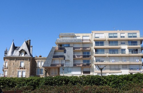 Les Sables d'Olonne Apartment | Cozy studio near the beach with balcony