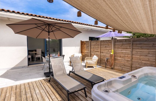 Les Maillans Apartment | Cozy Studio with Private Jacuzzi - Côte d'Azur