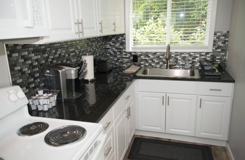 Yakima House | Cozy Studio Guest House