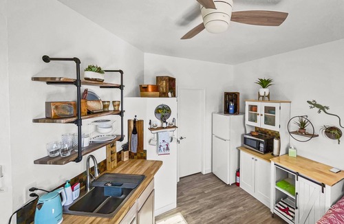 Grand Junction Apartment | Cozy Studio | Hiking & Biking Access | Pets Welcome