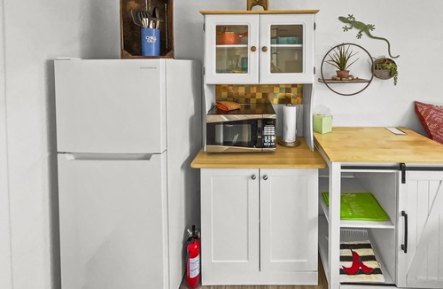 Grand Junction Apartment | Cozy Studio | Hiking & Biking Access | Pets Welcome