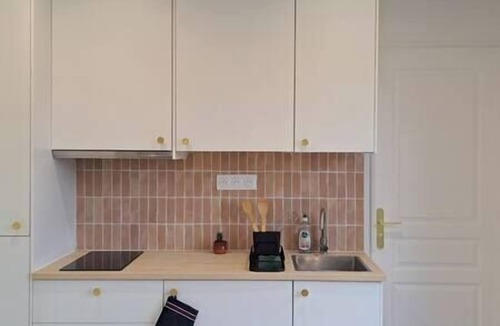 Villenave-d'Ornon House | Cozy studio in a peaceful garden