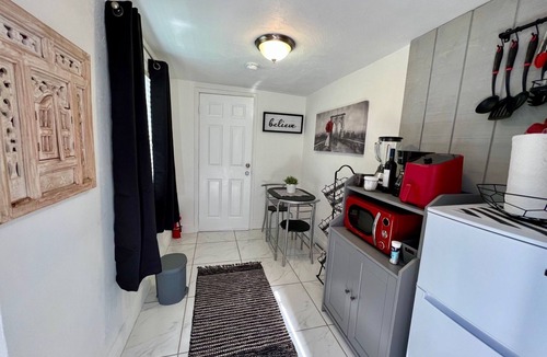 North Miami Beach Apartment | Cozy Studio in North Miami Beach