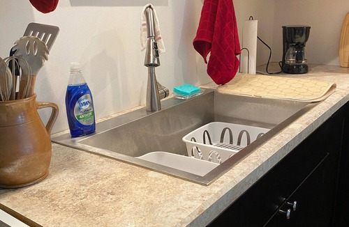 Johnsonville Apartment | Cozy studio, immaculate, country setting with hot tub.