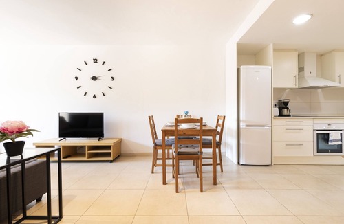 La Verneda i la Pau Apartment | Cozy studio in 15 mins from the center