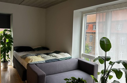 København NV Apartment | Cozy Studio in a strategic location close to the Metro, Train Station and Bus